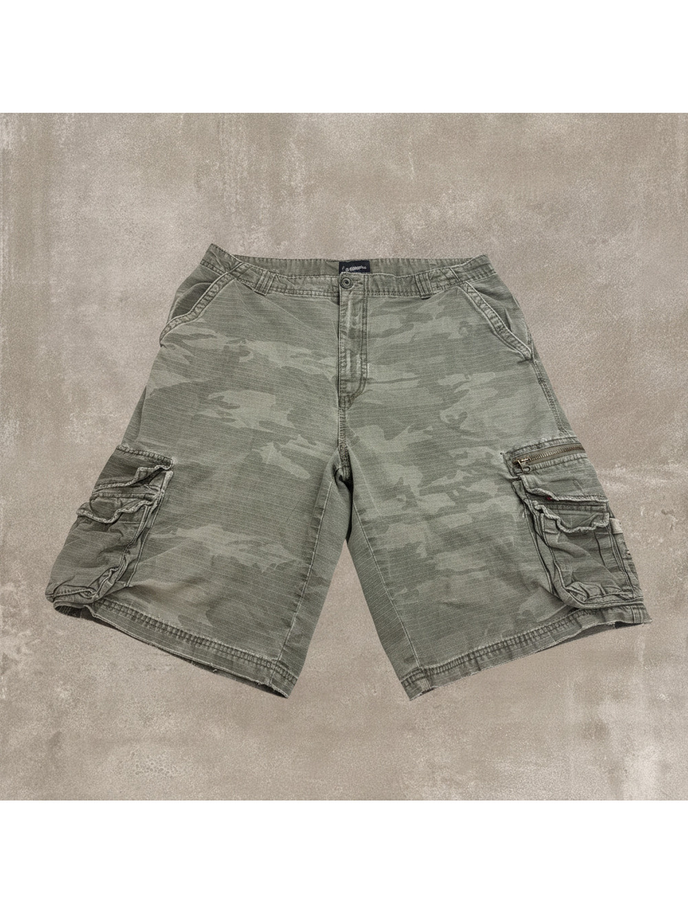 Vintage No Boundaries Mens 34 Camo Ripstop Cargo Shorts Y2K Skater